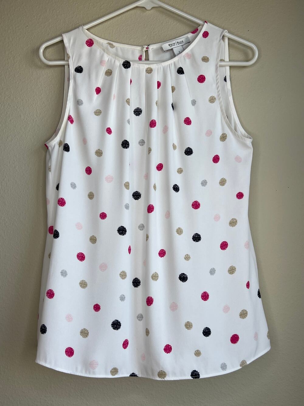 White House Black Market Polka Dot Sleeveless Blouse Pink Gold Black Small